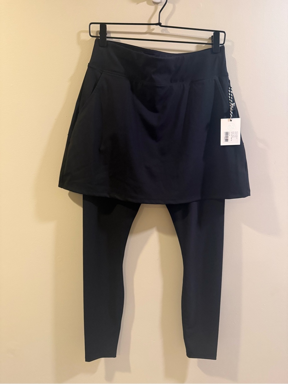 NWT Renwick Women's Black Skirted Leggings